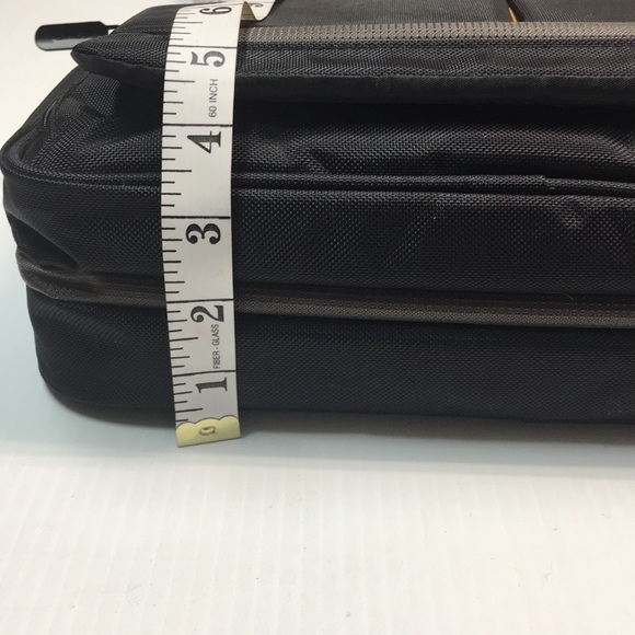 New Targus Top Loading Laptop Case Traveling Bag - Picture 9 of 10